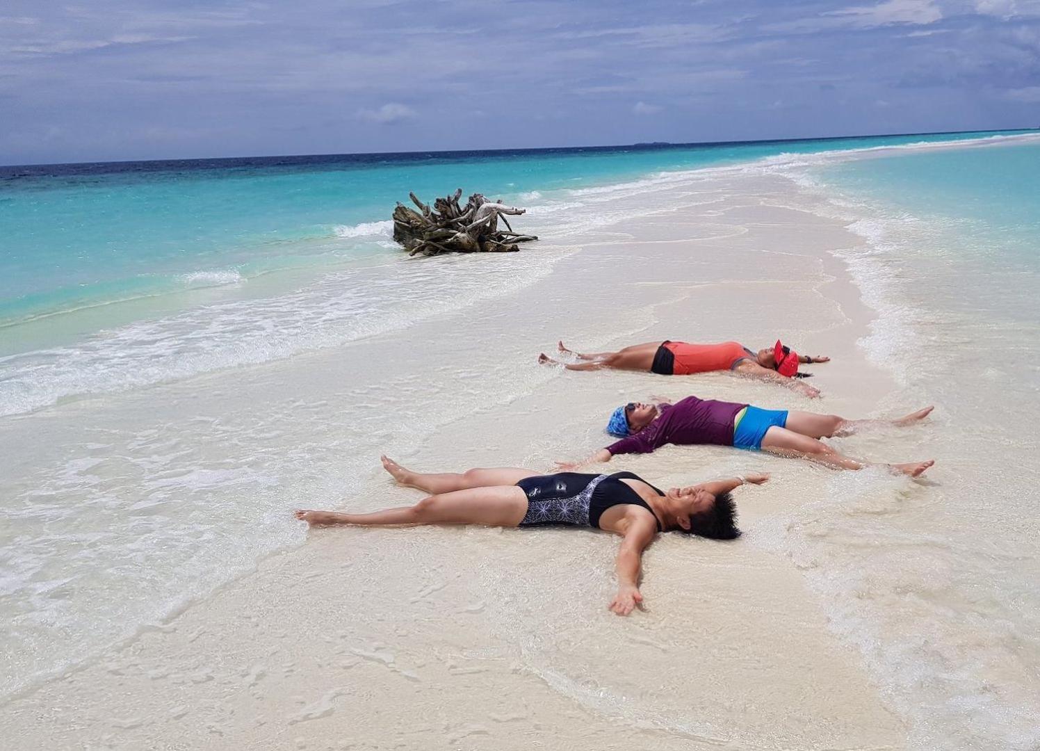 Kaani Palm Beach Maafushi Exterior photo