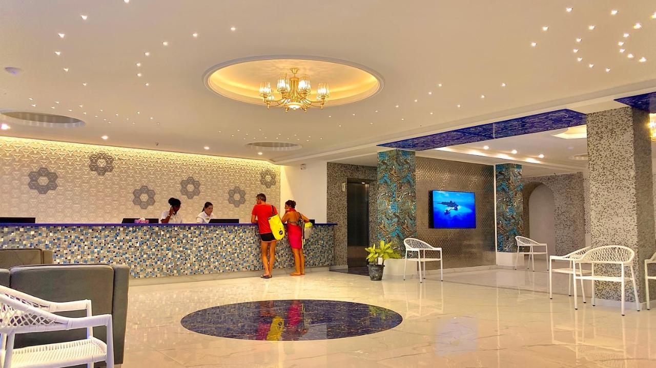 Kaani Palm Beach Maafushi Exterior photo